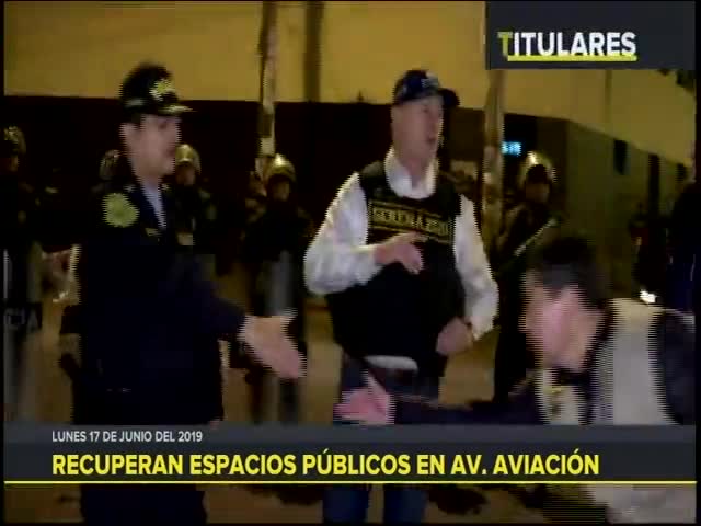 Recuperan espacios públicos en la av. Aviación