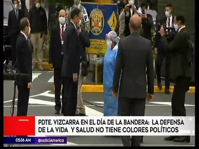 Mandatario encabeza ceremonia por el Día de la jura de la Bandera