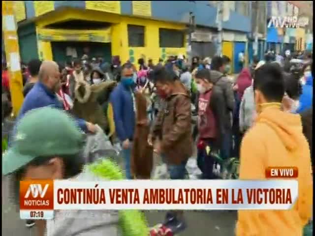 Feria ambulante toma La Victoria