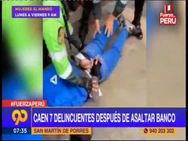 Capturan a delincuentes en SMP tras asaltar un local del BCP