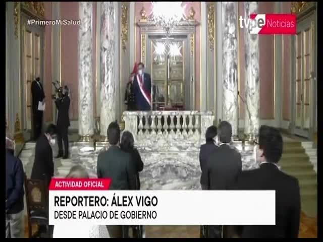 Presidente Vizcarra  toma juramento al nuevo gabinete ministerial 