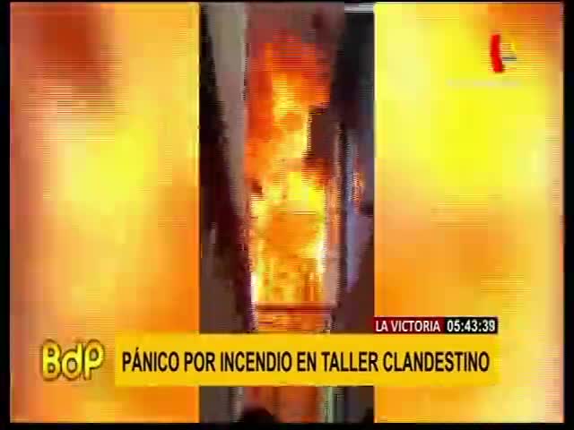 Pánico por incendio en incendio en taller clandestino 