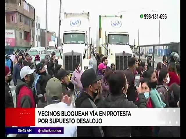 Vecinos del Callao bloquearon la Av. Gambeta