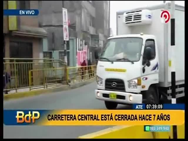 Carretera central está cerrada hace 7 años