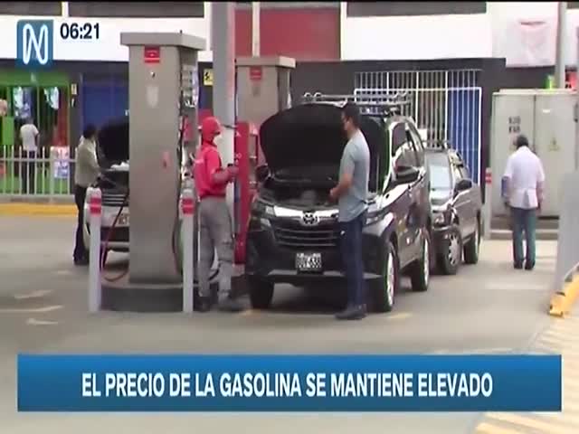 El precio de la gasolina se mantiene elevado