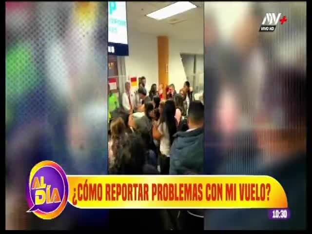 ¿Cómo reportar problemas con mi vuelo?