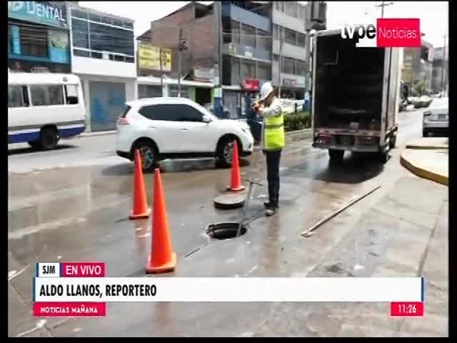 Realizan trabajos de limpieza tras desborde de aguas servidas 