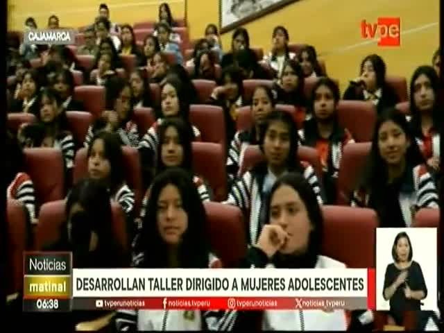 Desarrollan taller dirigido a mujeres adolescentes