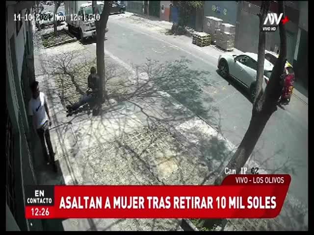 Asaltan a mujer tras retirar 10 mil soles